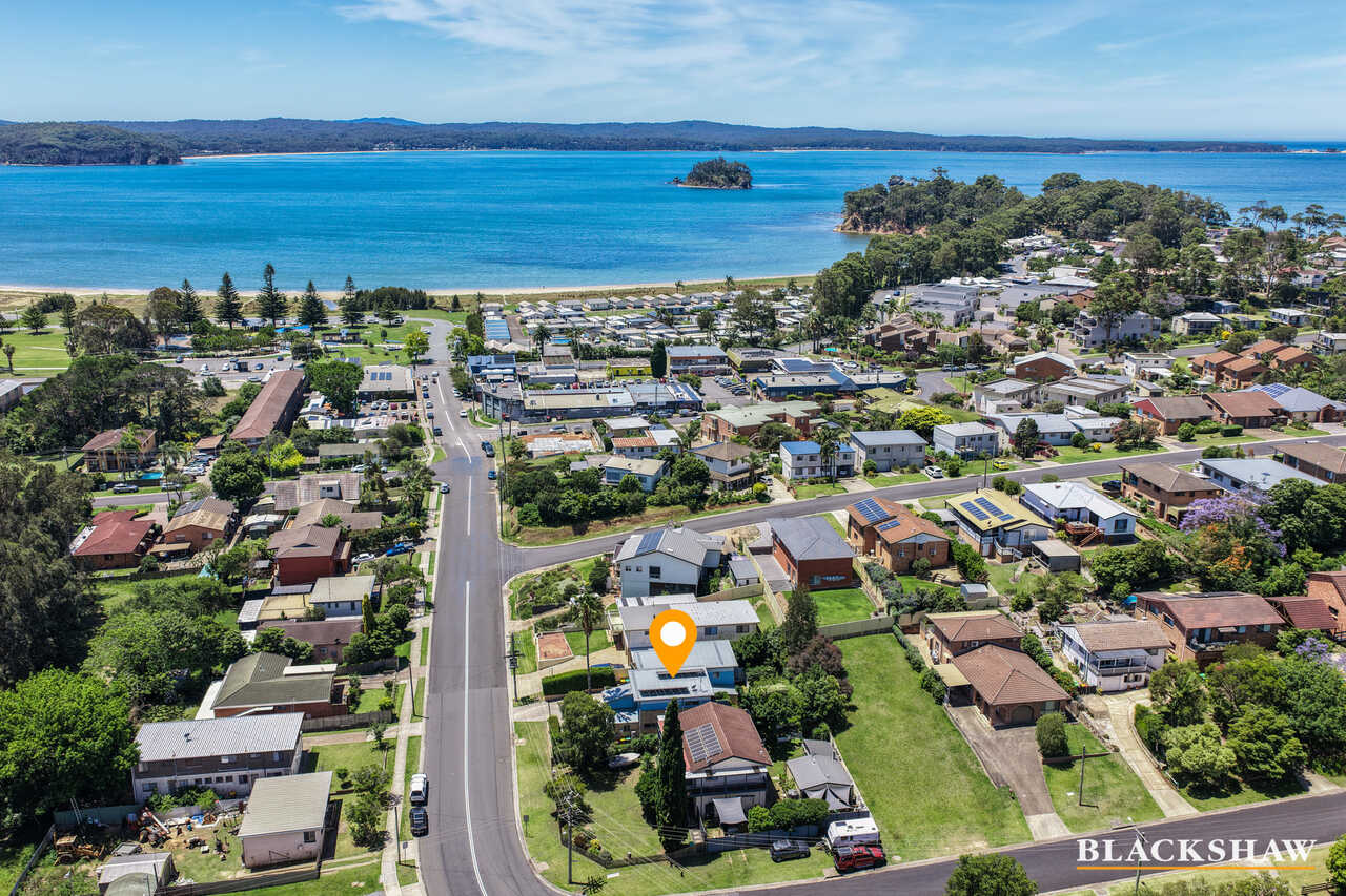 2/13 Edward Road Batehaven