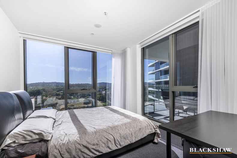 82/15 Irving Street Phillip