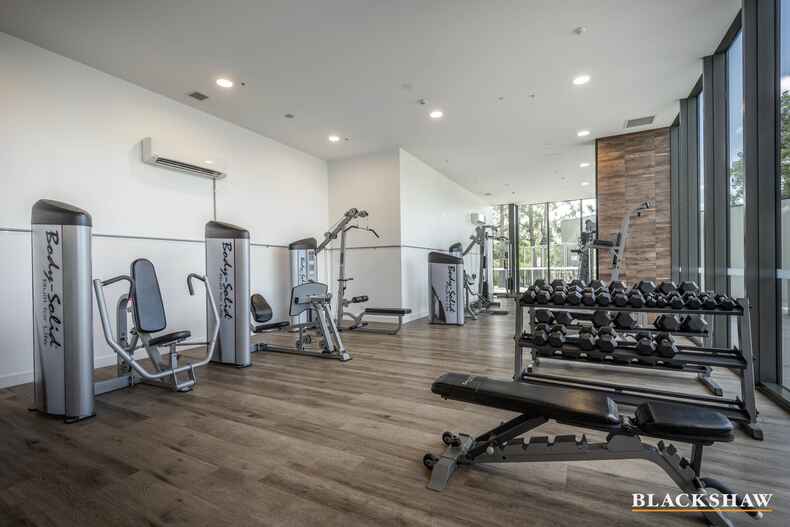 82/15 Irving Street Phillip