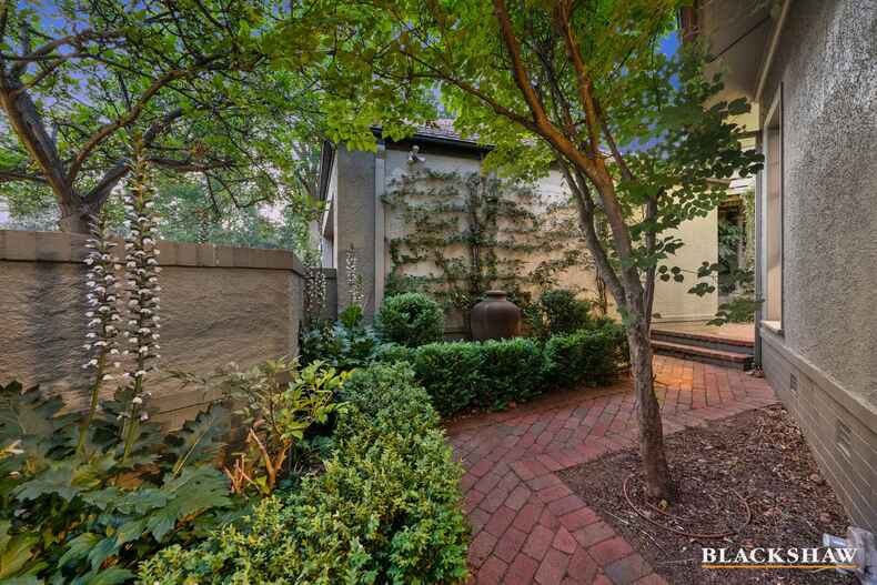 41 Dominion Circuit Forrest