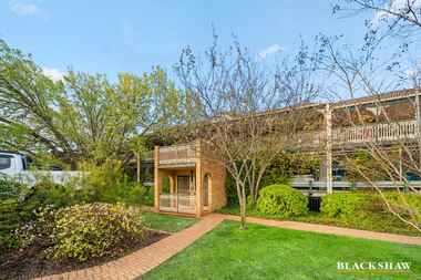 102/13-15 Sturt Avenue Griffith