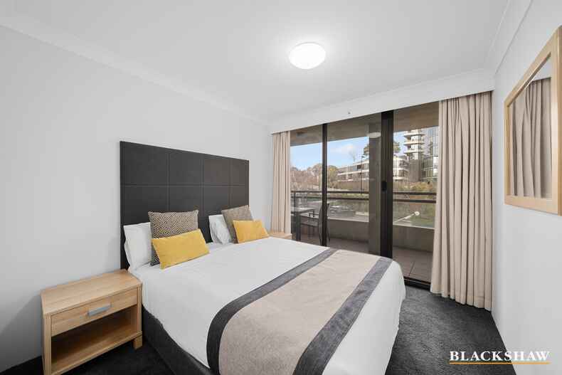 101/2 Marcus Clarke Street City