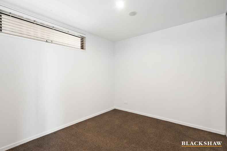 411/43 Arthur Blakeley Way Coombs