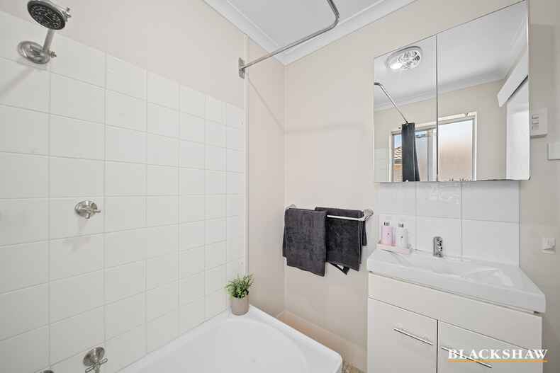 5/18 Broughton Place Queanbeyan