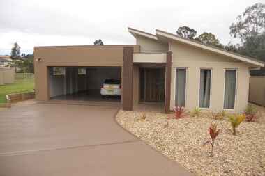 18   Nuyen Place Long Beach