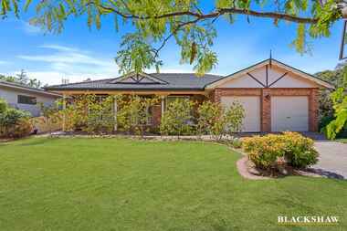 11 Zanthus Drive Broulee