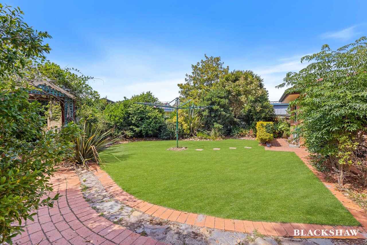 11 Zanthus Drive Broulee