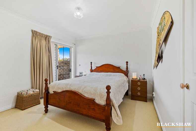 2/2 Lisa Place Sunshine Bay 2/2 Lisa Place Sunshine Bay