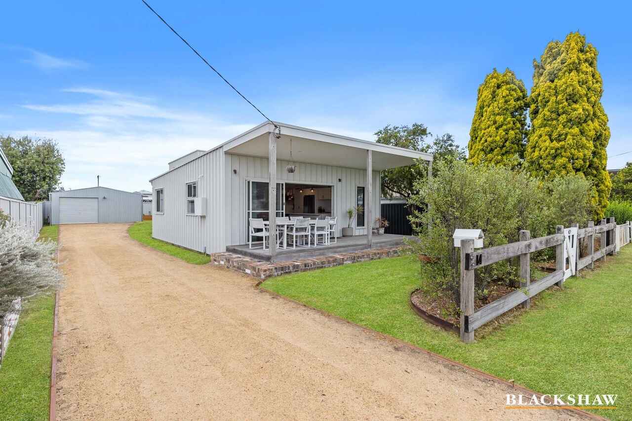 14 Deakin Parade Tomakin