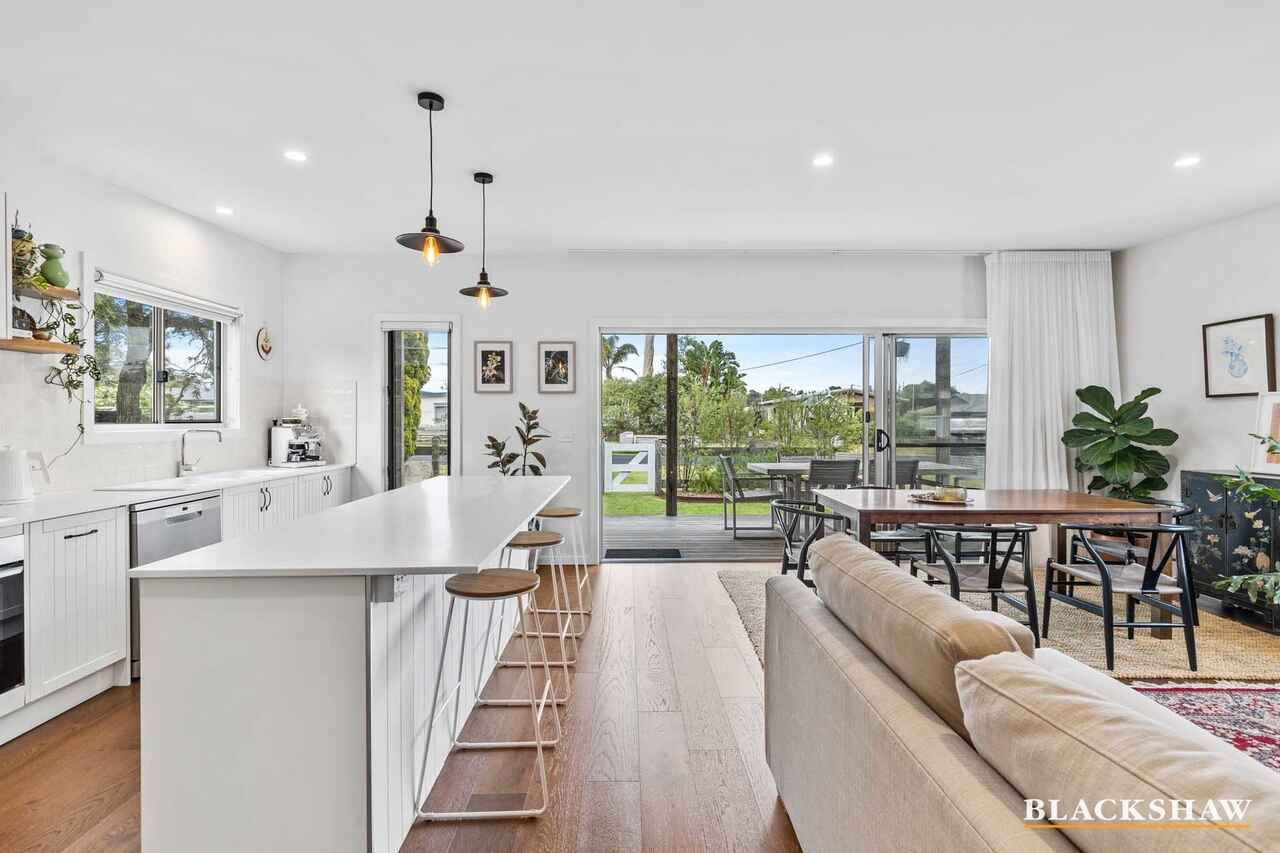 14 Deakin Parade Tomakin