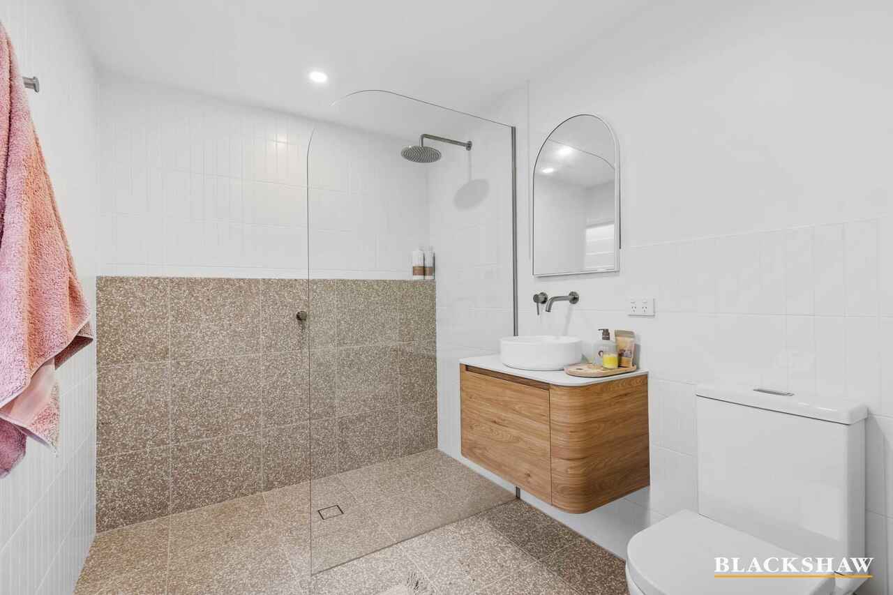 14 Deakin Parade Tomakin