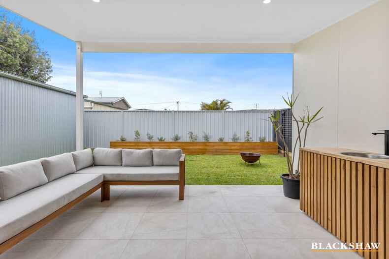 14 Deakin Parade Tomakin 14 Deakin Parade Tomakin