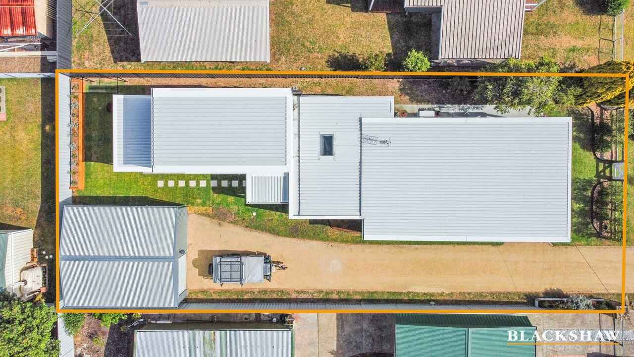 14 Deakin Parade Tomakin