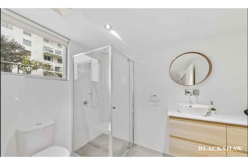 7/20 Moore Street Turner