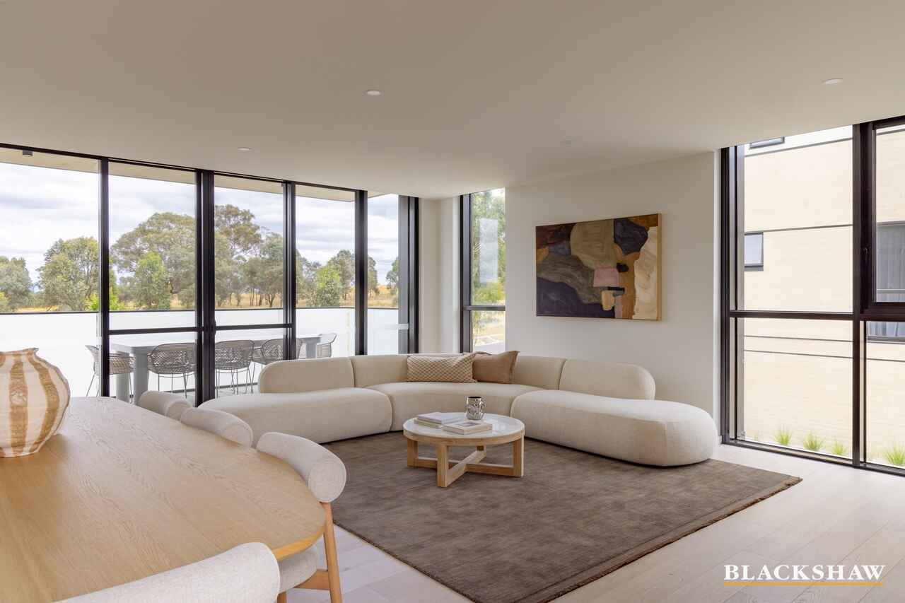 311-317/63 Camilleri Way Gungahlin