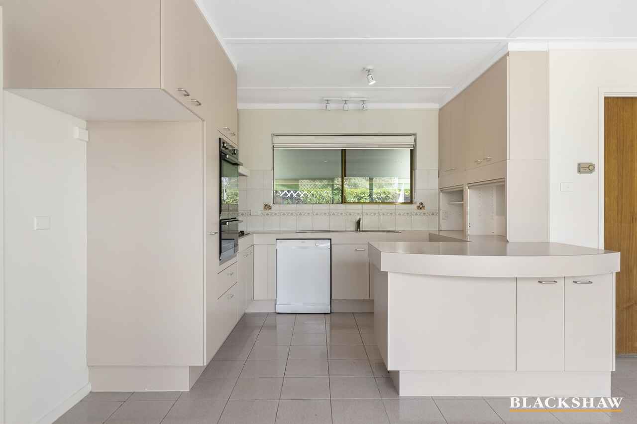 5/106 Mugga Way Red Hill