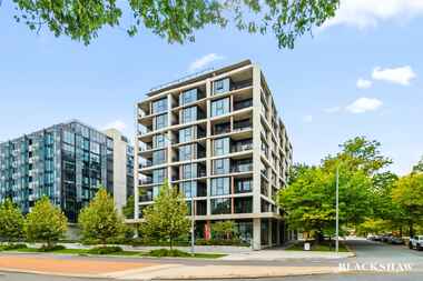 211/1 Boolee Street Reid