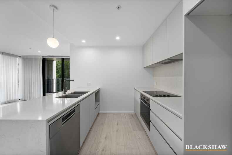 211/1 Boolee Street Reid