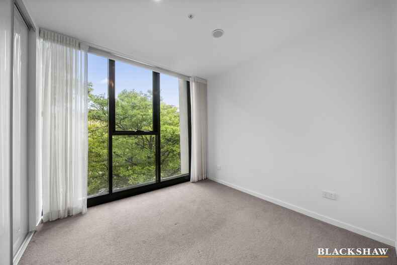 211/1 Boolee Street Reid