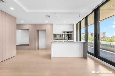 226/1 Kalma Way Campbell