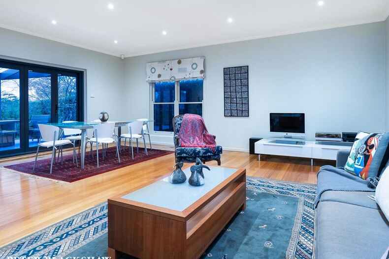 7 Cobby Street Campbell