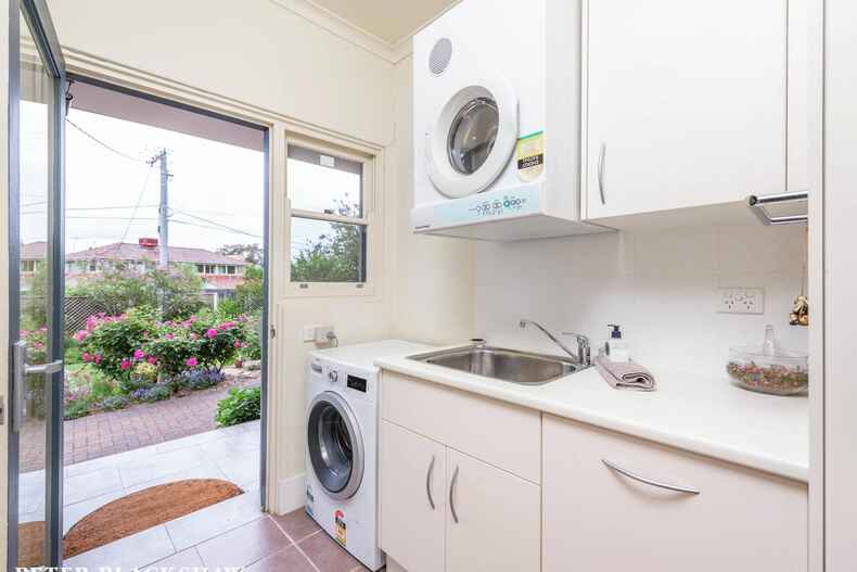 7 Cobby Street Campbell