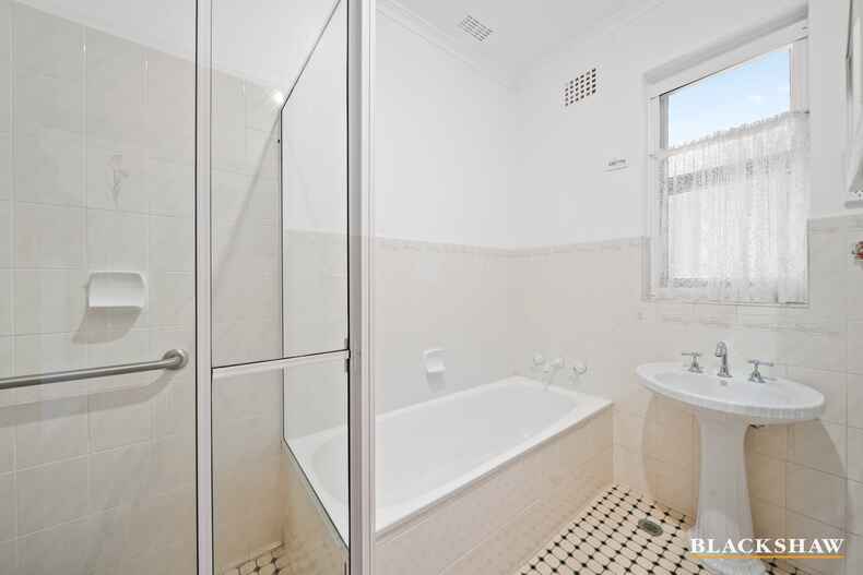 15 Hodgkinson Street Griffith