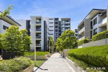 69/5 Burnie Street Lyons