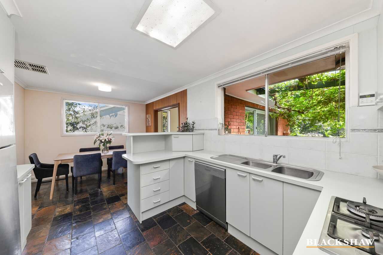 85 Fitchett Street Garran
