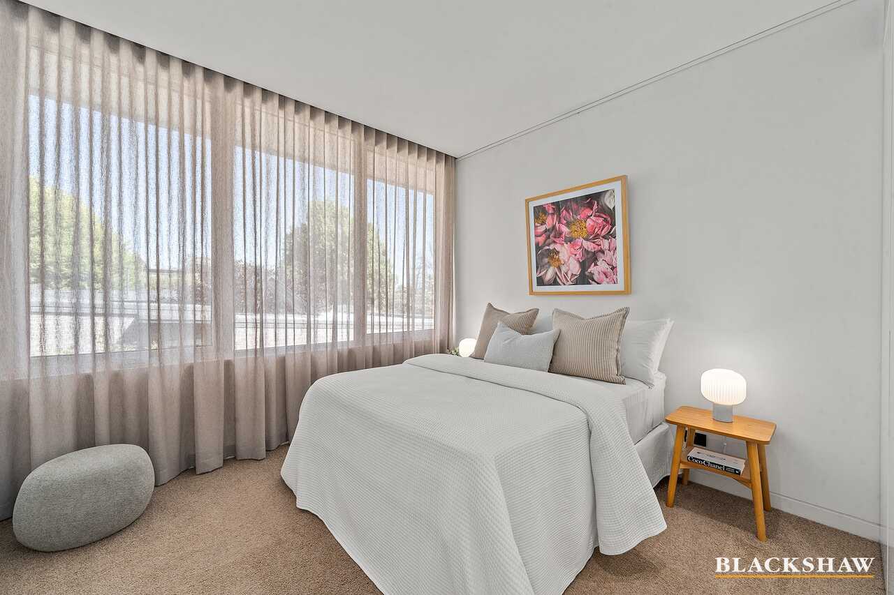 104 Captain Cook Crescent Narrabundah