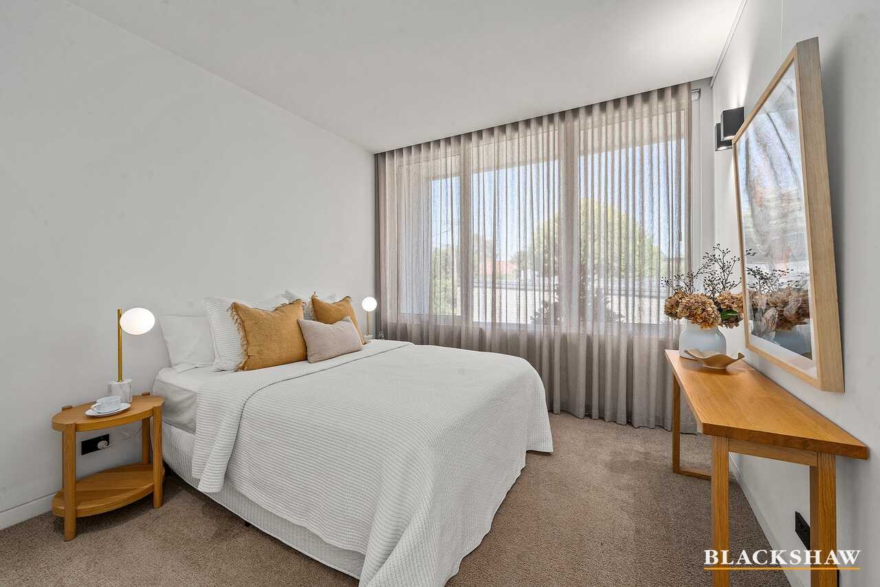 104 Captain Cook Crescent Narrabundah