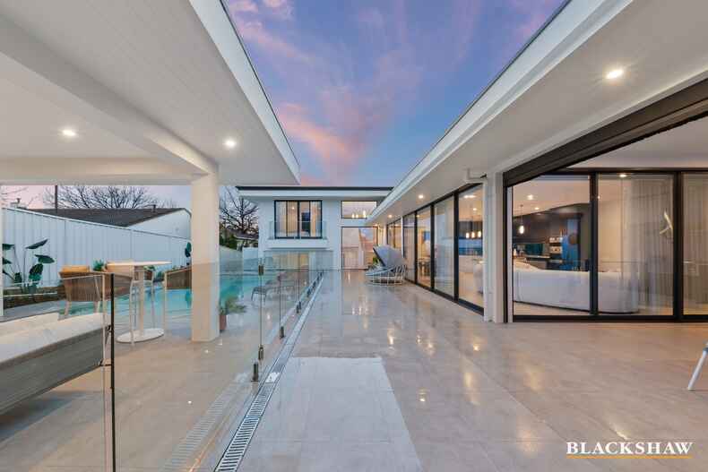 118 Monaro Crescent Red Hill