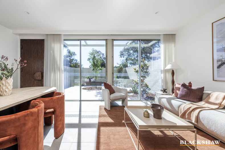 7/8 McCulloch Street Curtin