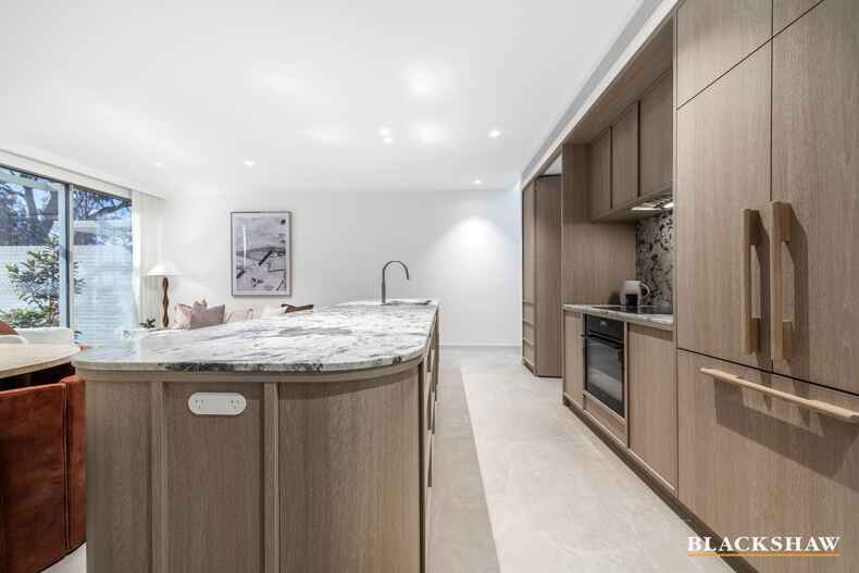 7/8 McCulloch Street Curtin