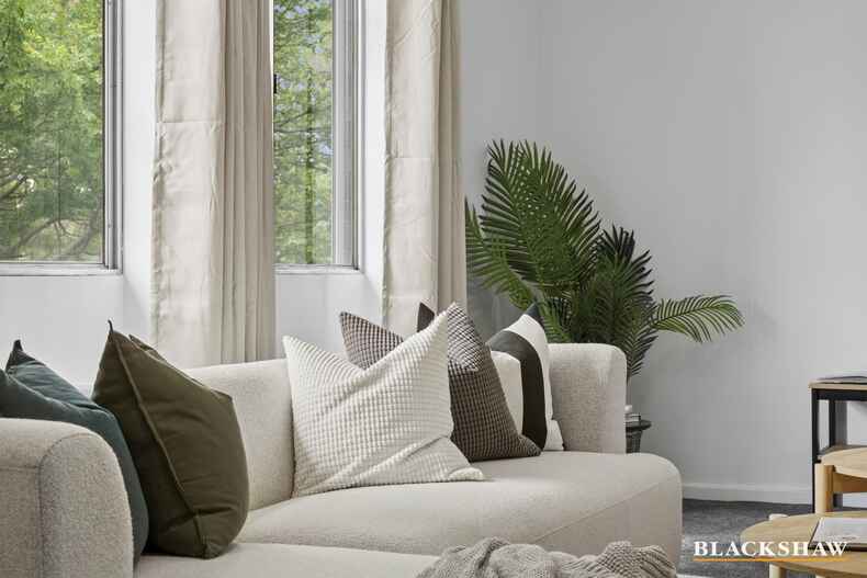 33 Sanderson Close Flynn