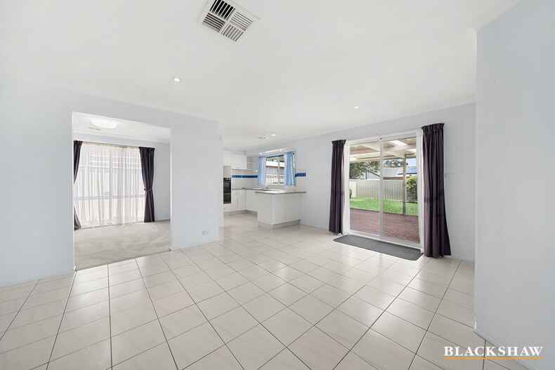 52 Keverstone Circuit Isabella Plains