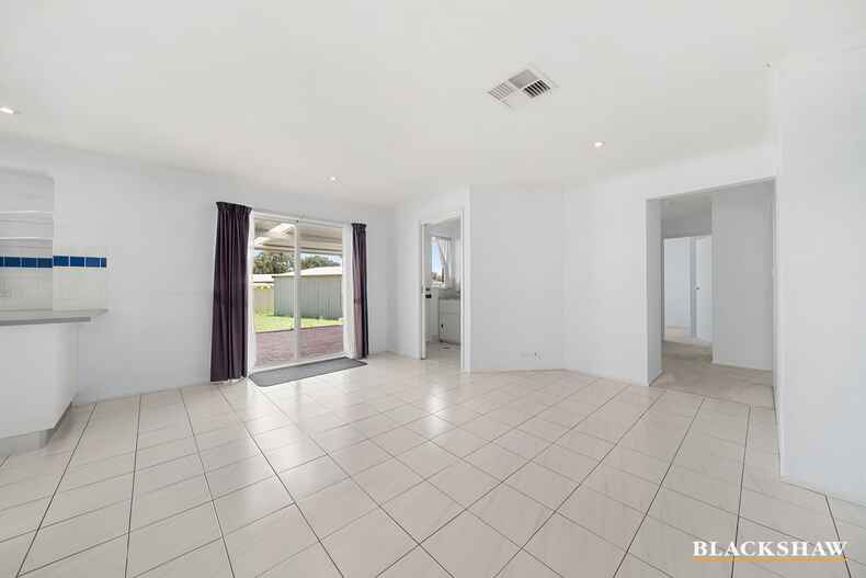 52 Keverstone Circuit Isabella Plains