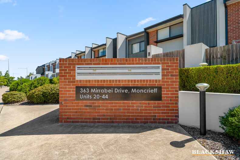 26/363 Mirrabei Drive Moncrieff