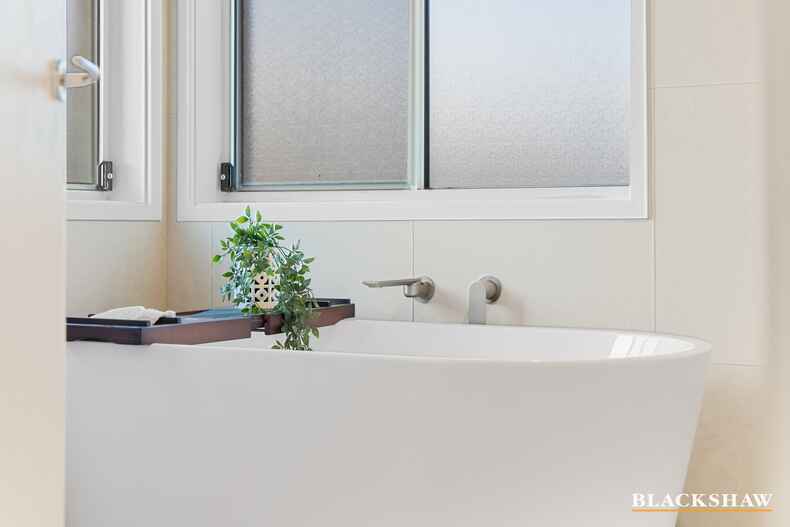 7 Myrtle Close Jerrabomberra