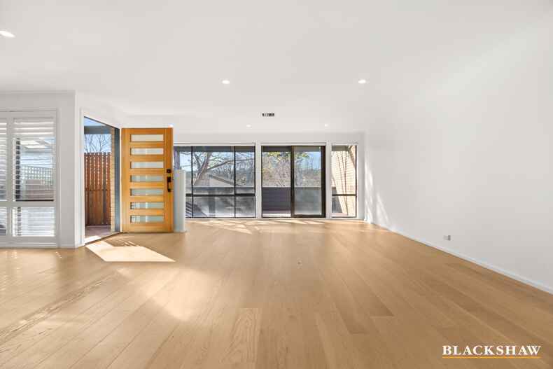 8/51 Musgrave Street Yarralumla