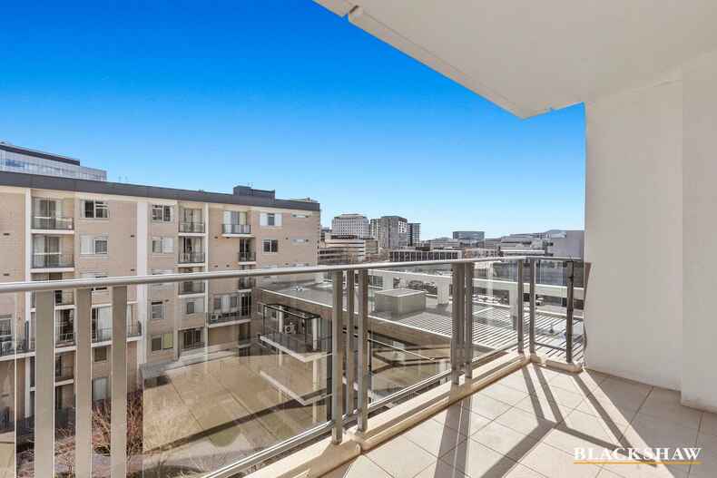 45/3 London Circuit City