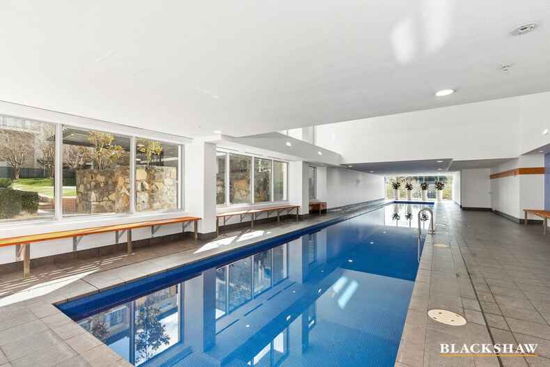 45/3 London Circuit City