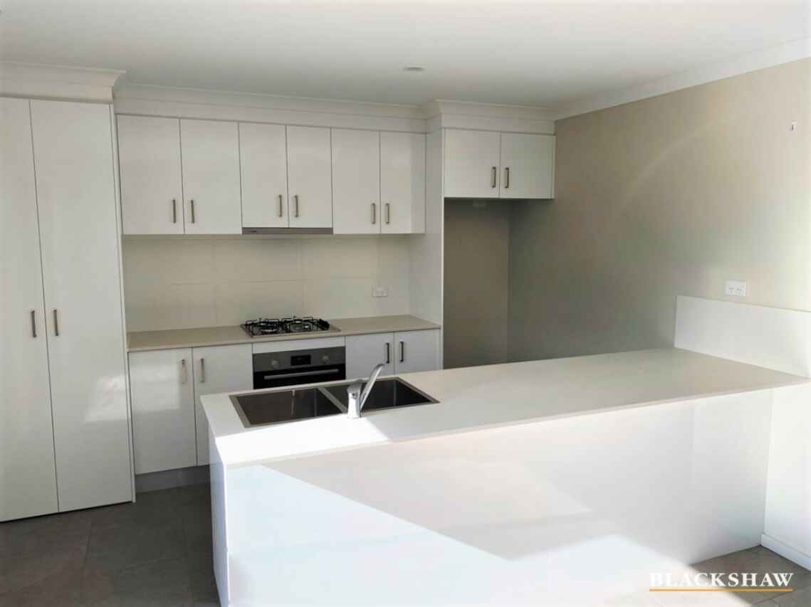 58a Lionel Rose Street Holt