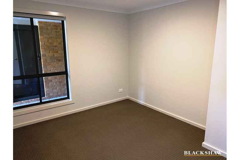 58a Lionel Rose Street Holt 58a Lionel Rose Street Holt