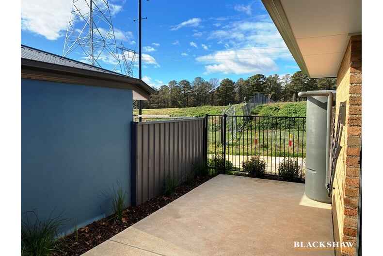 58a Lionel Rose Street Holt 58a Lionel Rose Street Holt