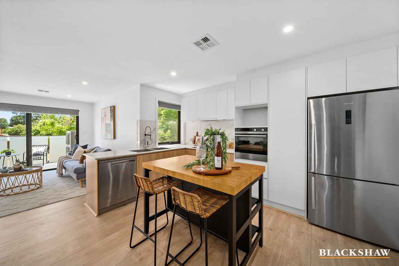 4/64 Goodwin Street Lyneham