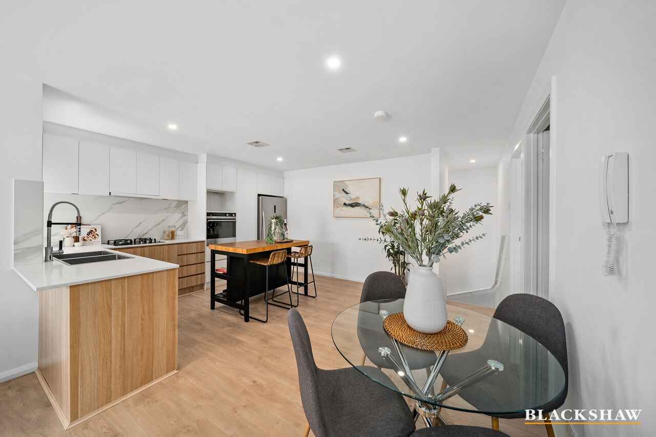 4/64 Goodwin Street Lyneham