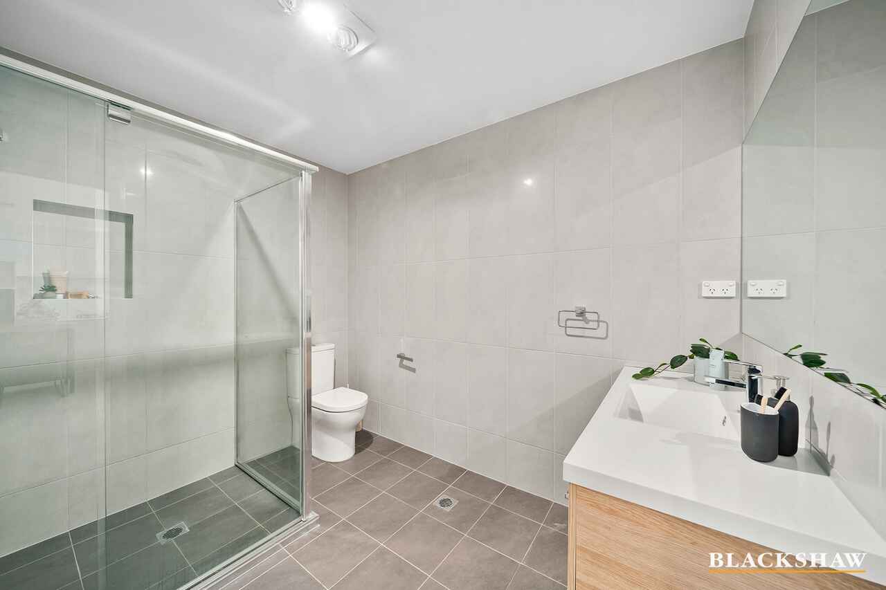 4/64 Goodwin Street Lyneham