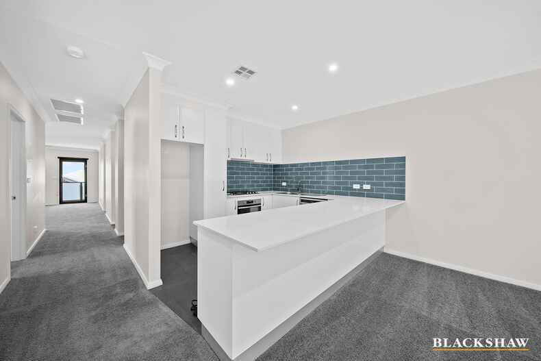 3/10 Campbell Street Queanbeyan