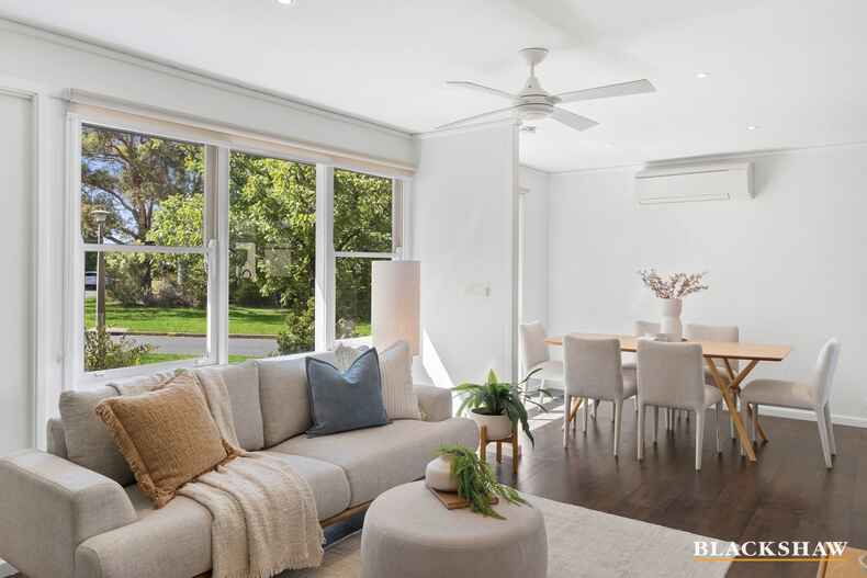 2 Crowther Place Curtin